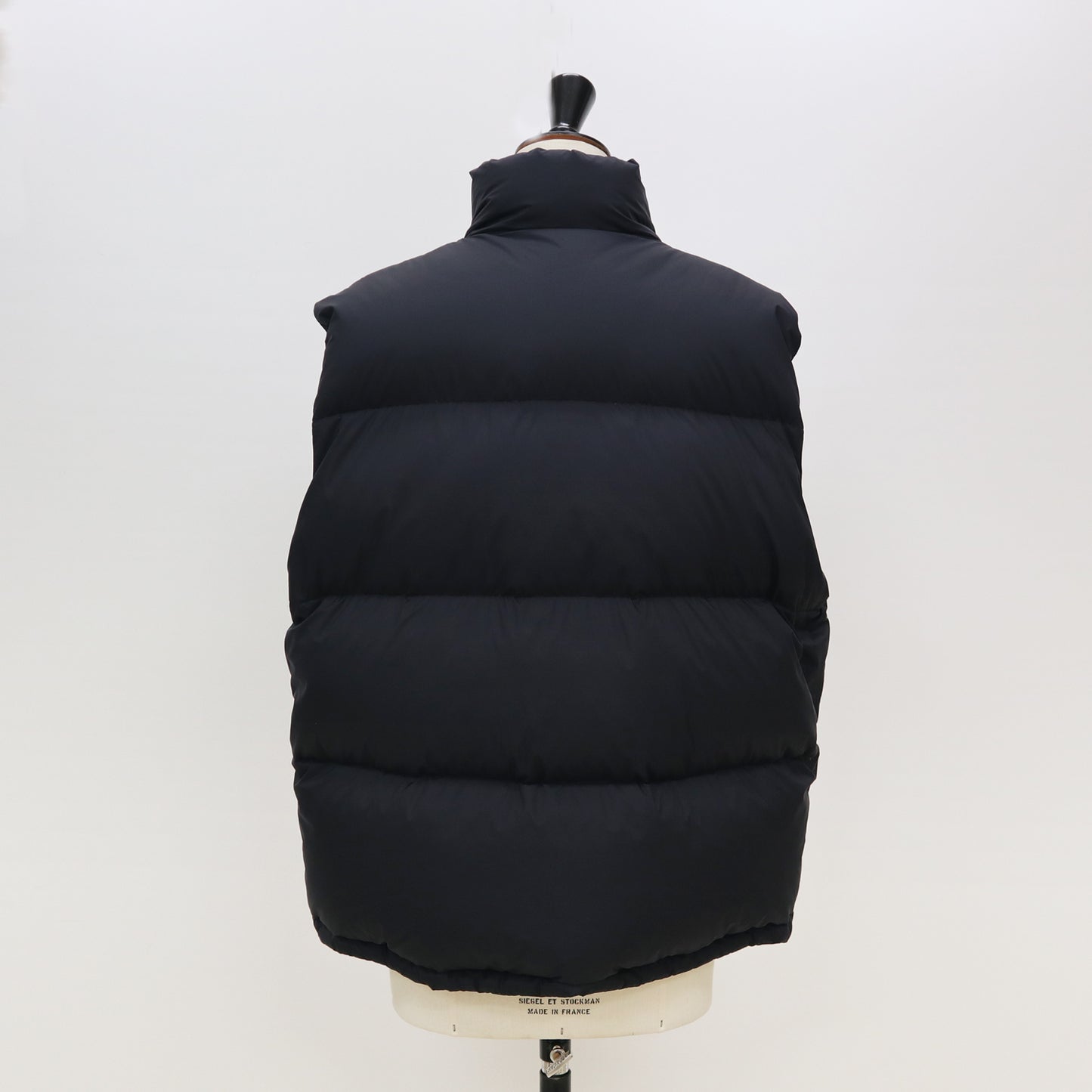 AURALEE/SUPER LIGHT NYLON RIPSTOP DOWN VEST
