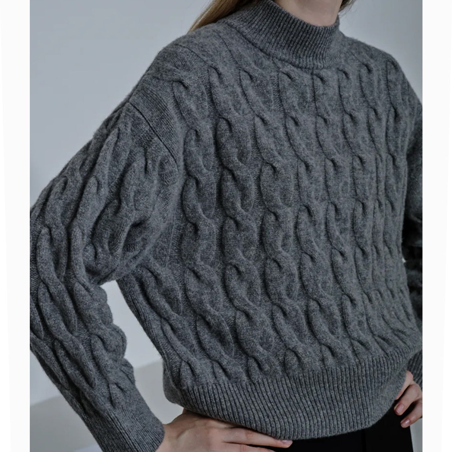 BATONE/SUPREME LAMB CABLE MOCK NECK