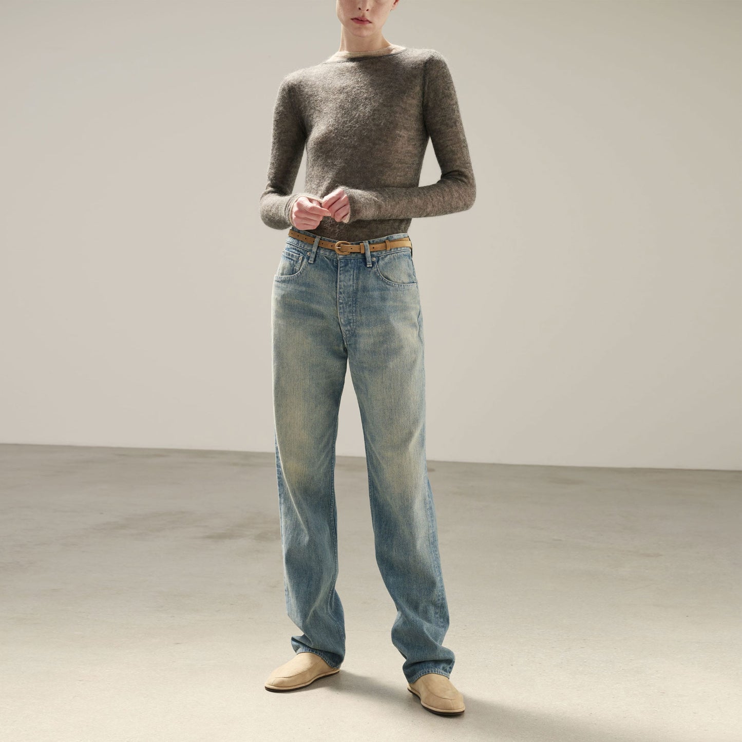 AURALEE/SELVEDGE FADED LIGHT DENIM NARROW PANTS