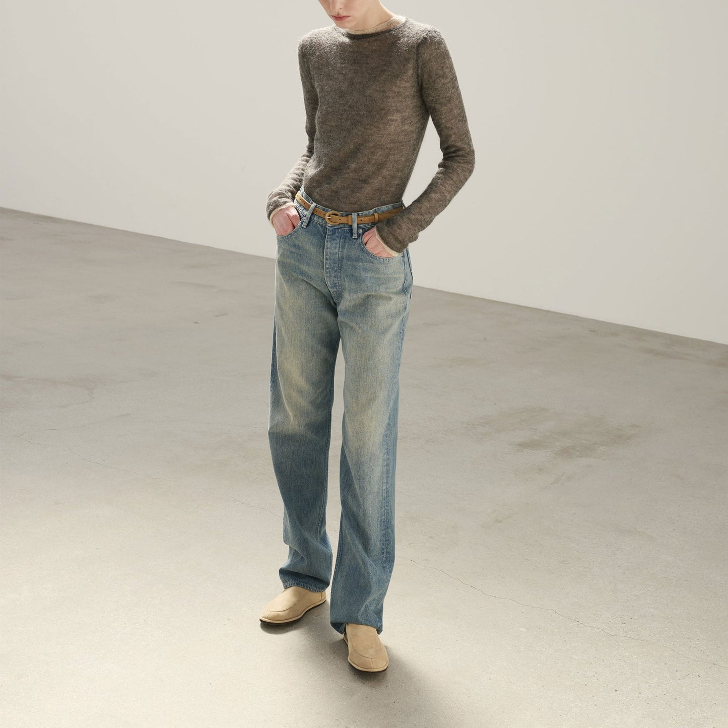 AURALEE/SELVEDGE FADED LIGHT DENIM NARROW PANTS