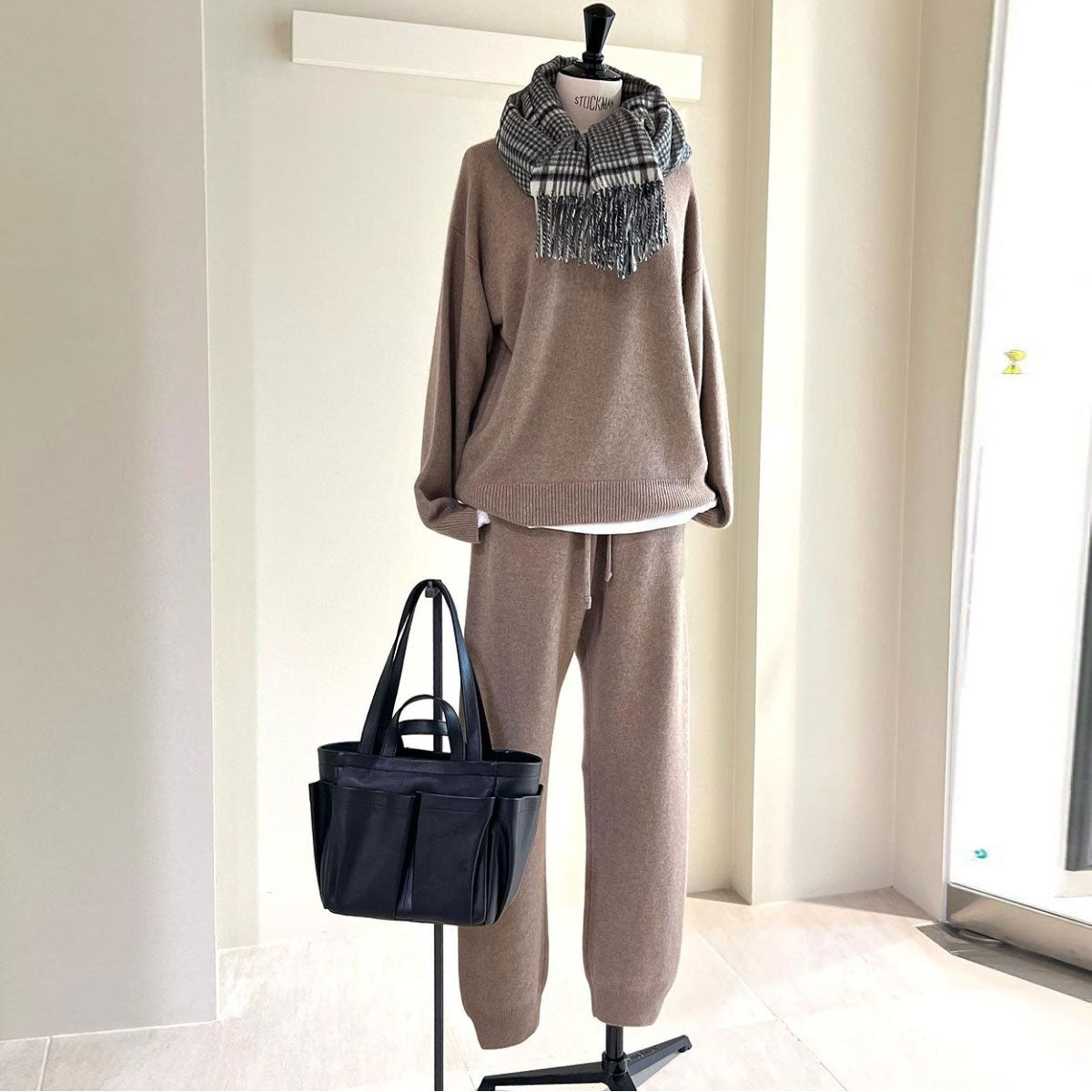 Aeta/LE45 DOUBLE HANDLE TOTE : S