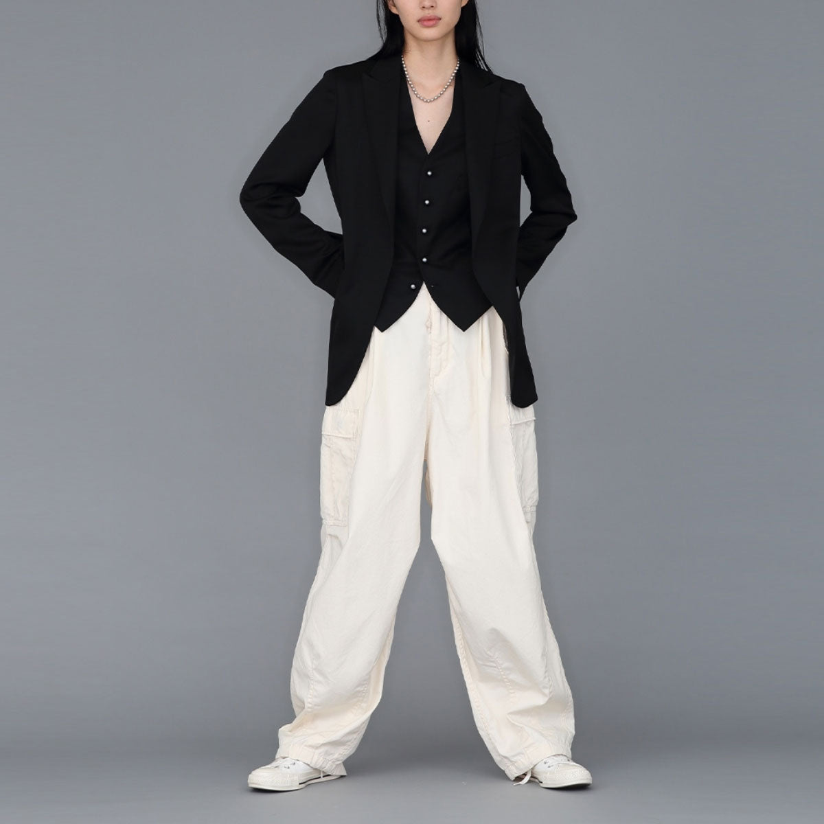 MADISONBLUE/SLIM FIT VEST PEARL