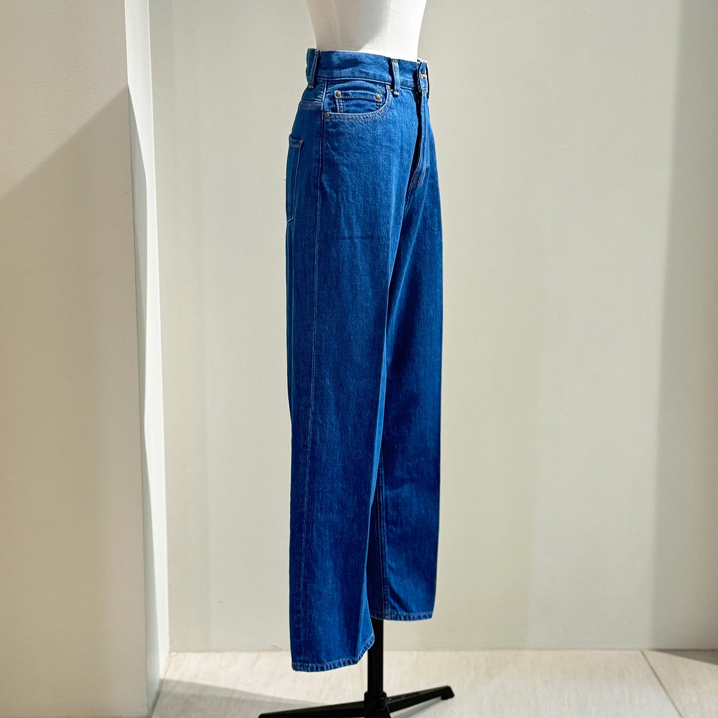 IIROT/Tapered denim