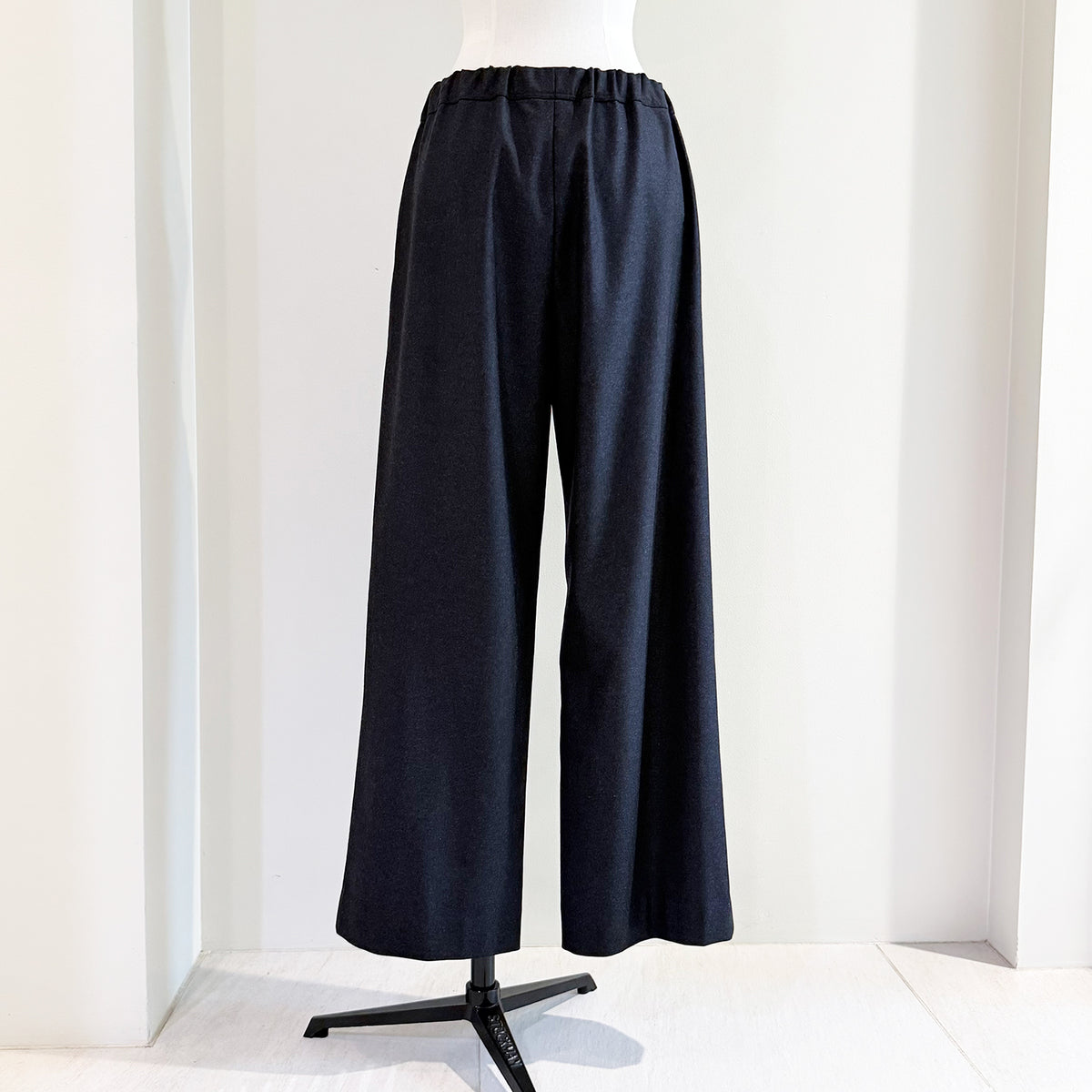 BOWTE/EXTRA FINE COLLAGE FLANNEL RELAXING PANTS