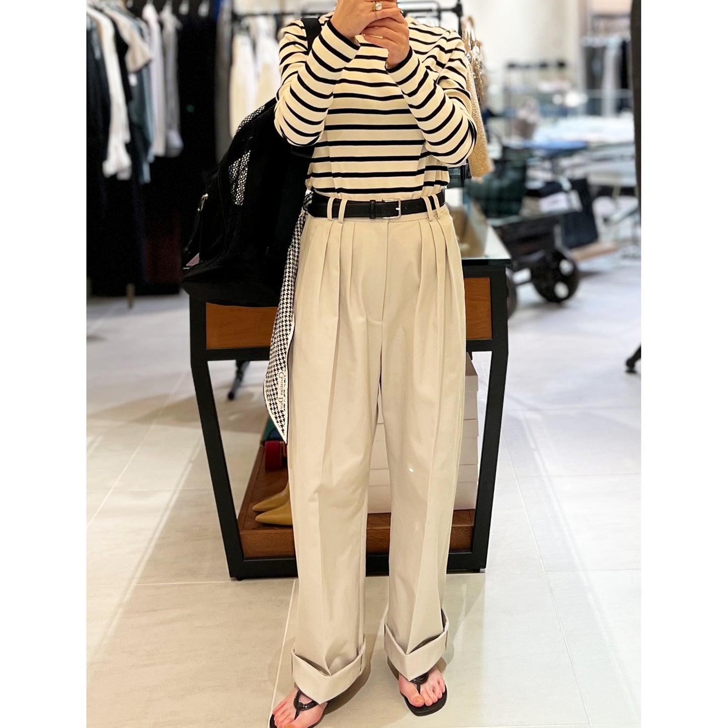 THREEDOTSTURQUOISE/THREE TUCK PANTS IVORY