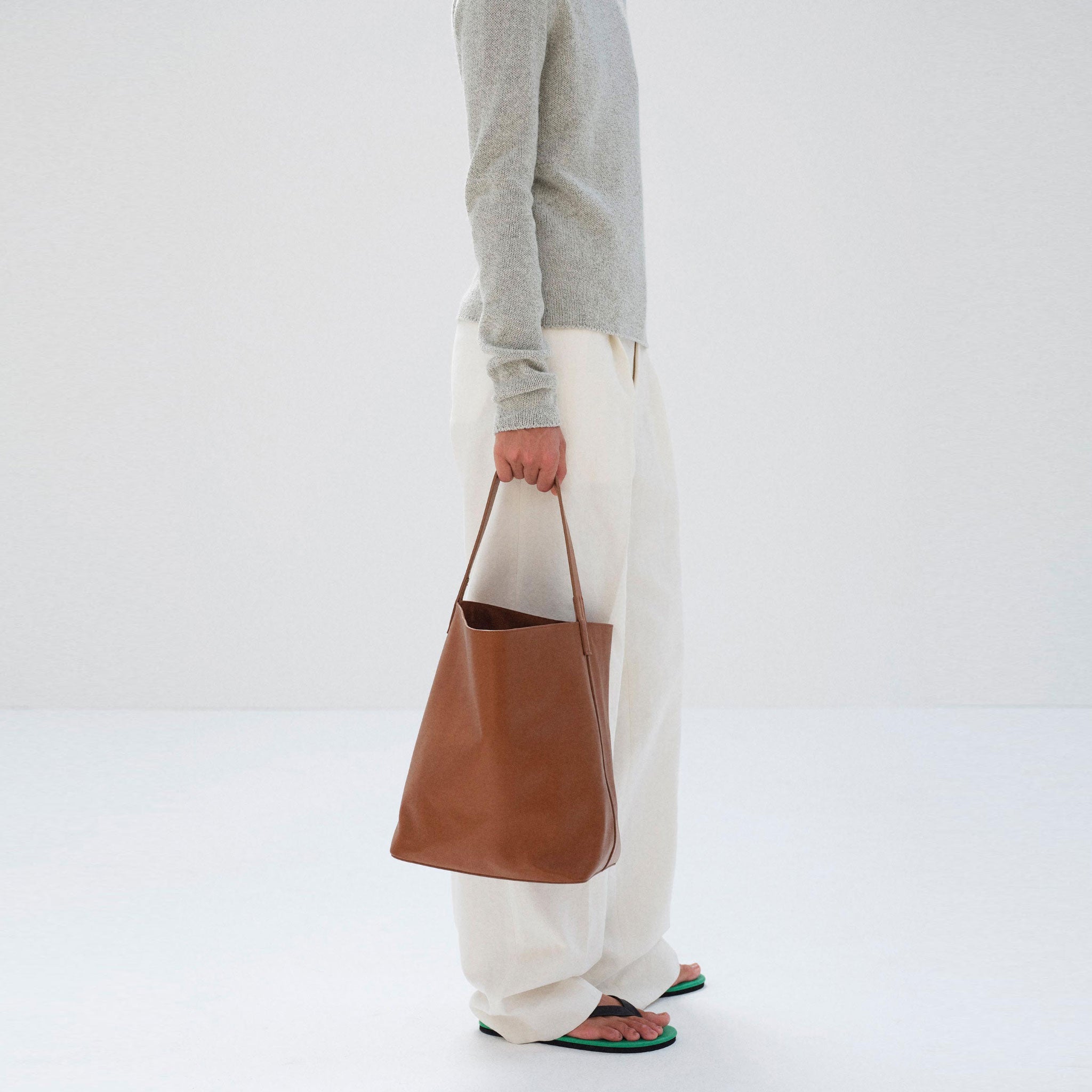 バッグ AURALEE LEATHER TOTE BAG MADE BY AETA AURALEE/LEATHER TOTE BAG MADE BY AETA – THREE DOTS TURQUOISE