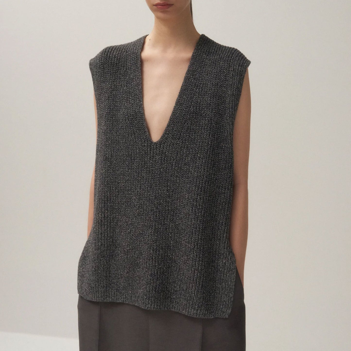 ATON|SILK WASHI LILIYARN V-NECK VEST