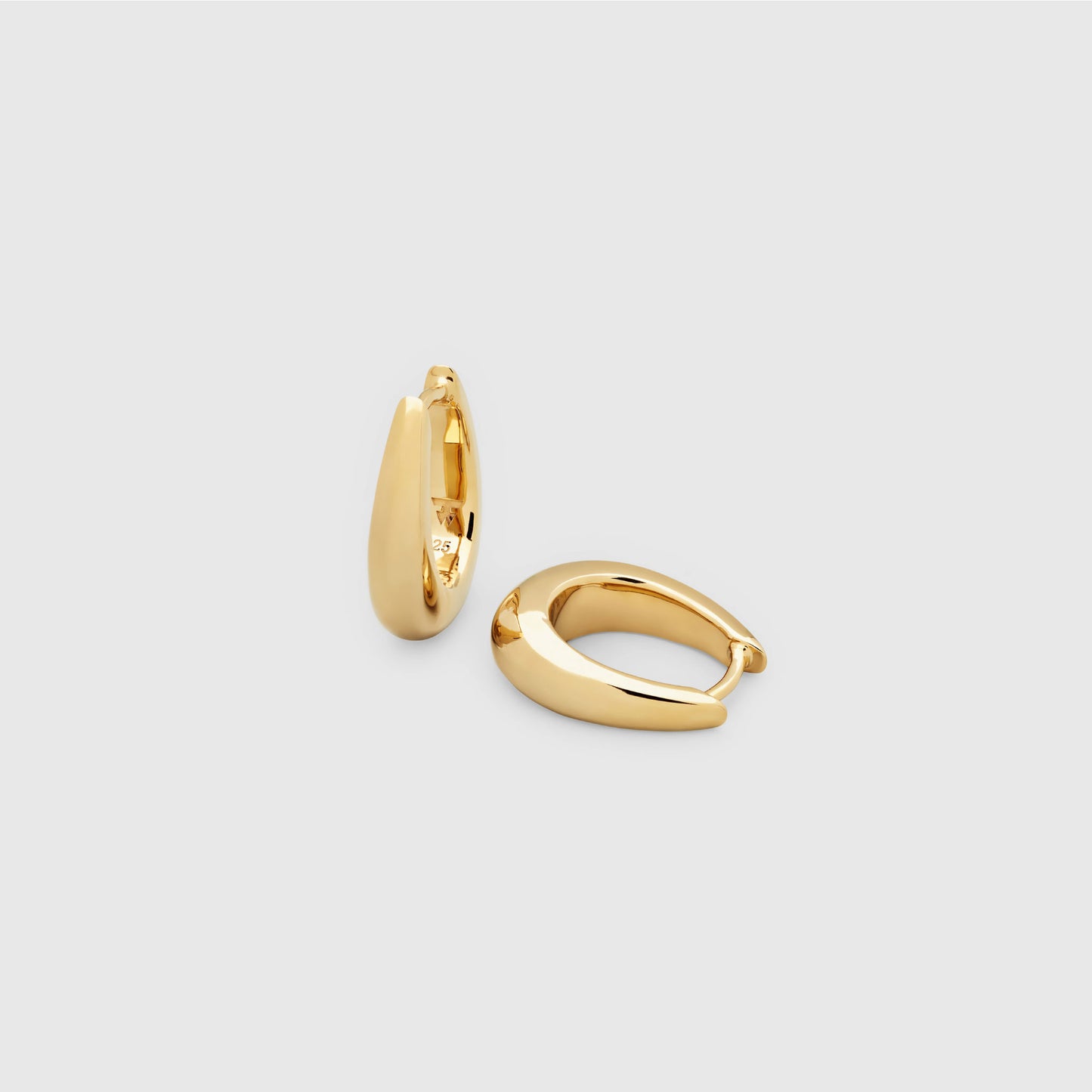 TOM WOOD/Liz Hoops Gold