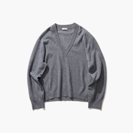 ATON｜MERINO COLLEGE KNIT V-NECK SWEATER
