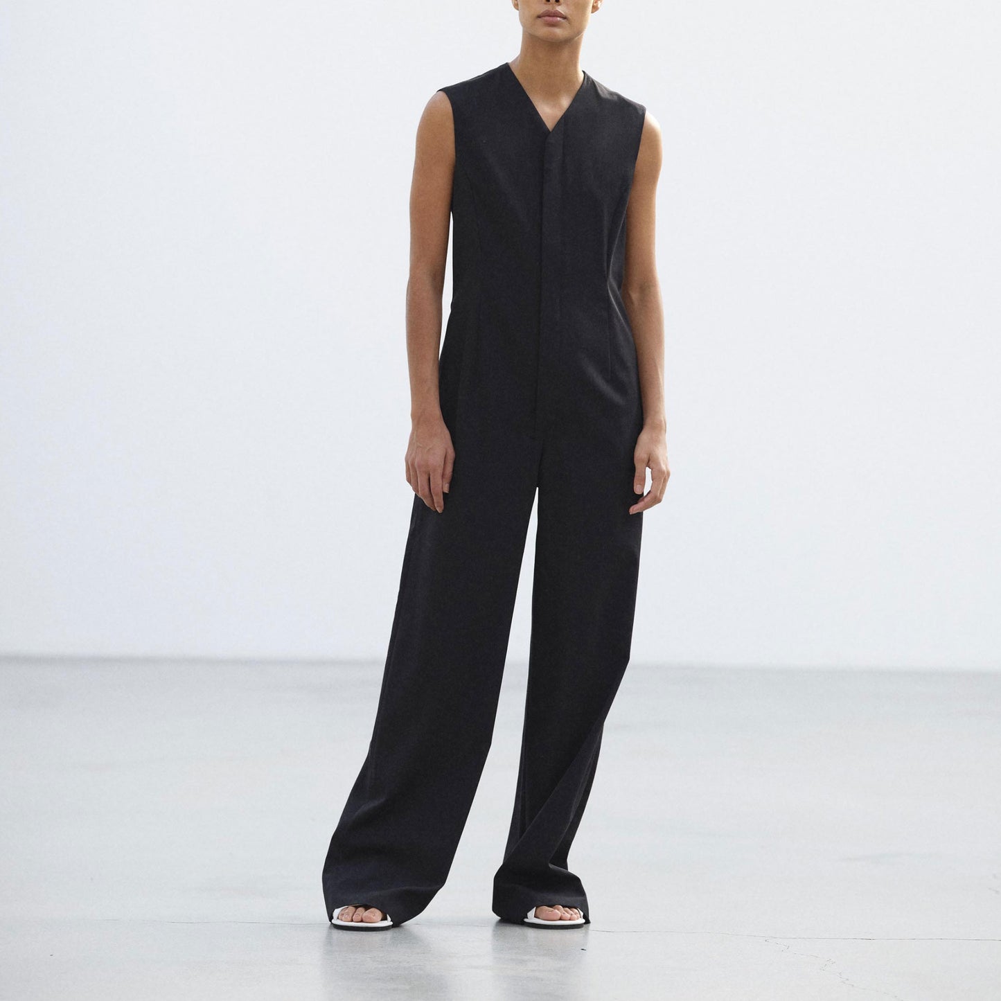 AURALEE/LIGHT WOOL MAX GABARDINE JUMPSUIT