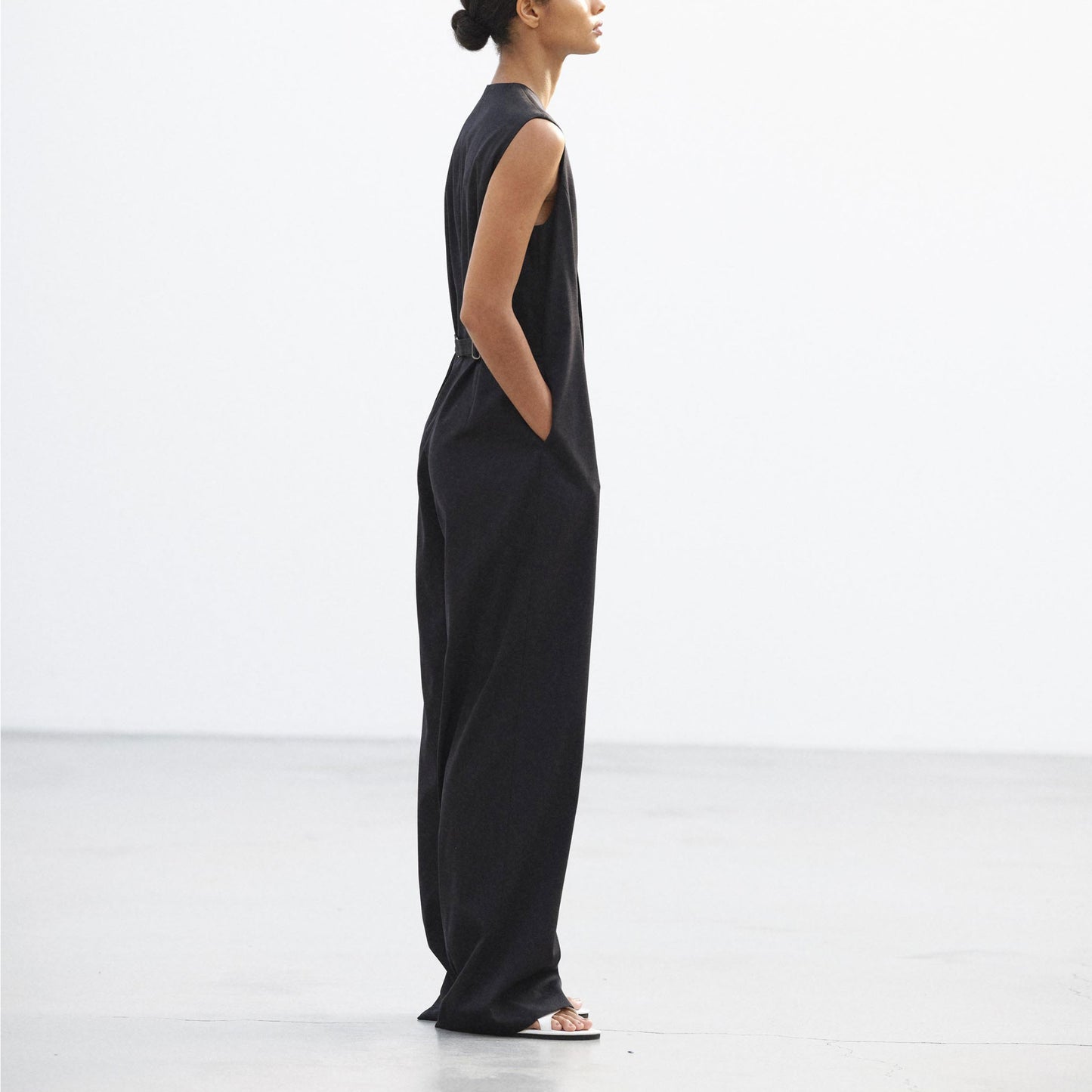 AURALEE/LIGHT WOOL MAX GABARDINE JUMPSUIT